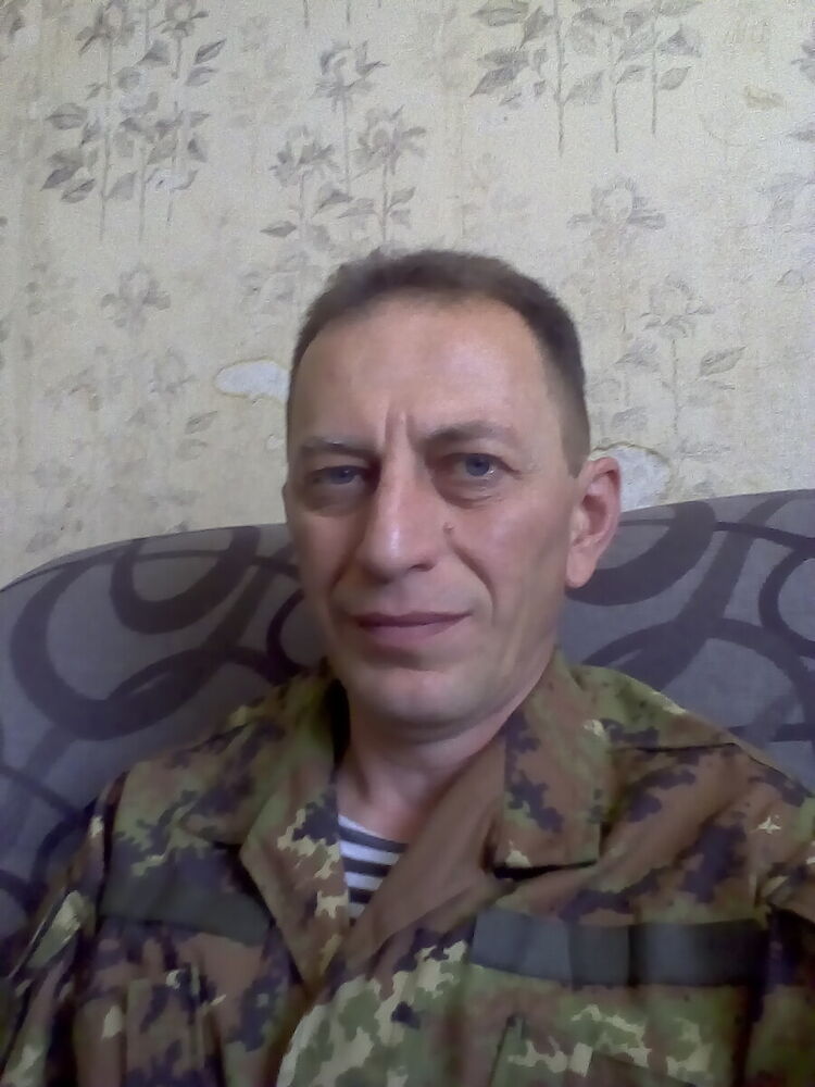  20772523  Vahe, 51 ,    