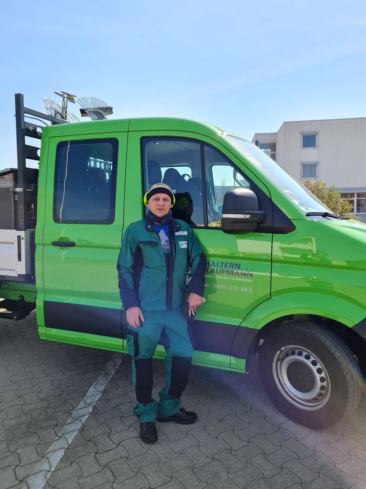  23417923  Vitaliy, 49 ,    Salzgitter