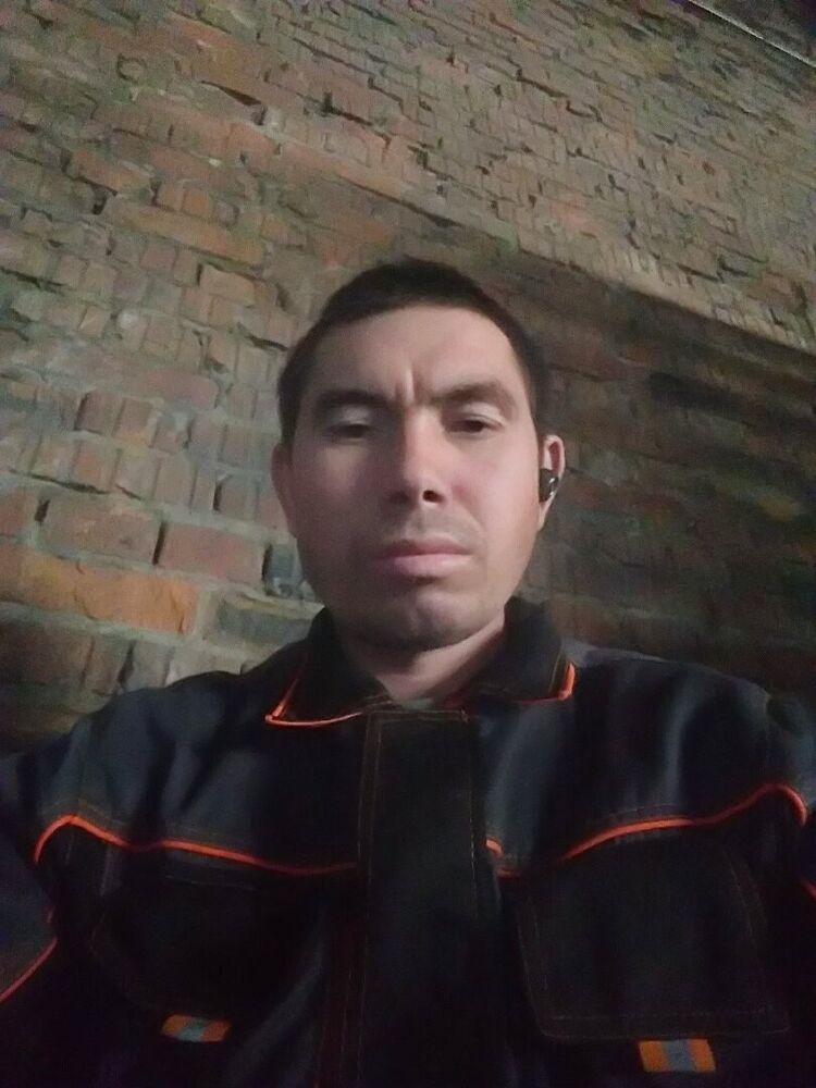  21228913  , 37 ,    