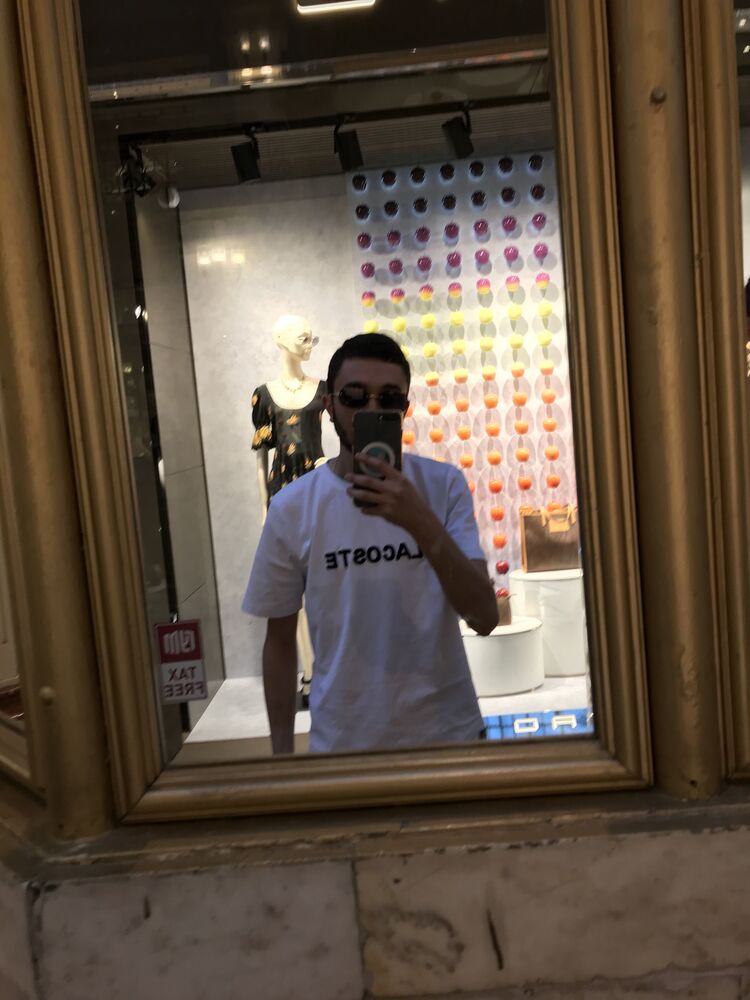  37007133  , 22 ,    