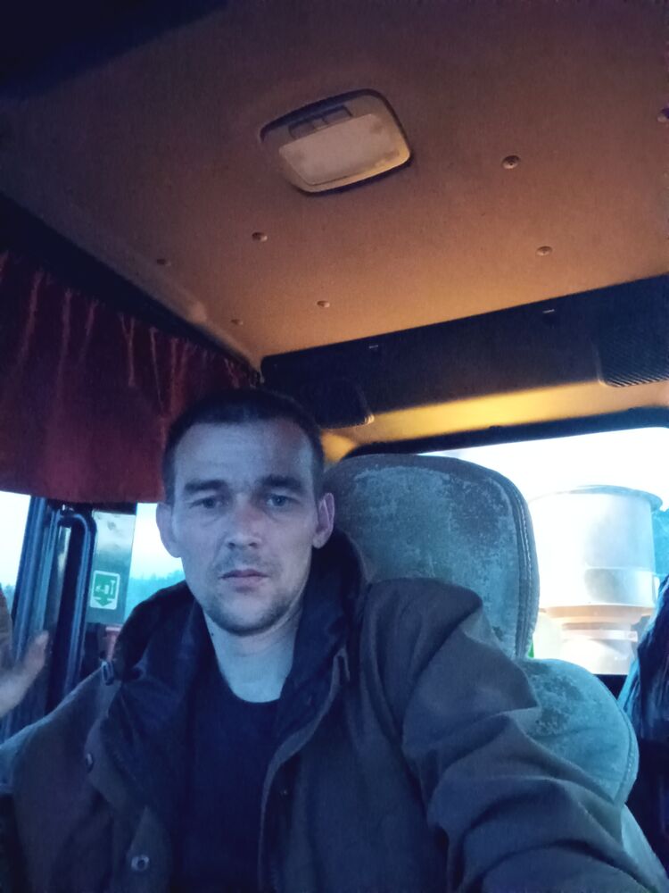  44733833  , 40 ,    