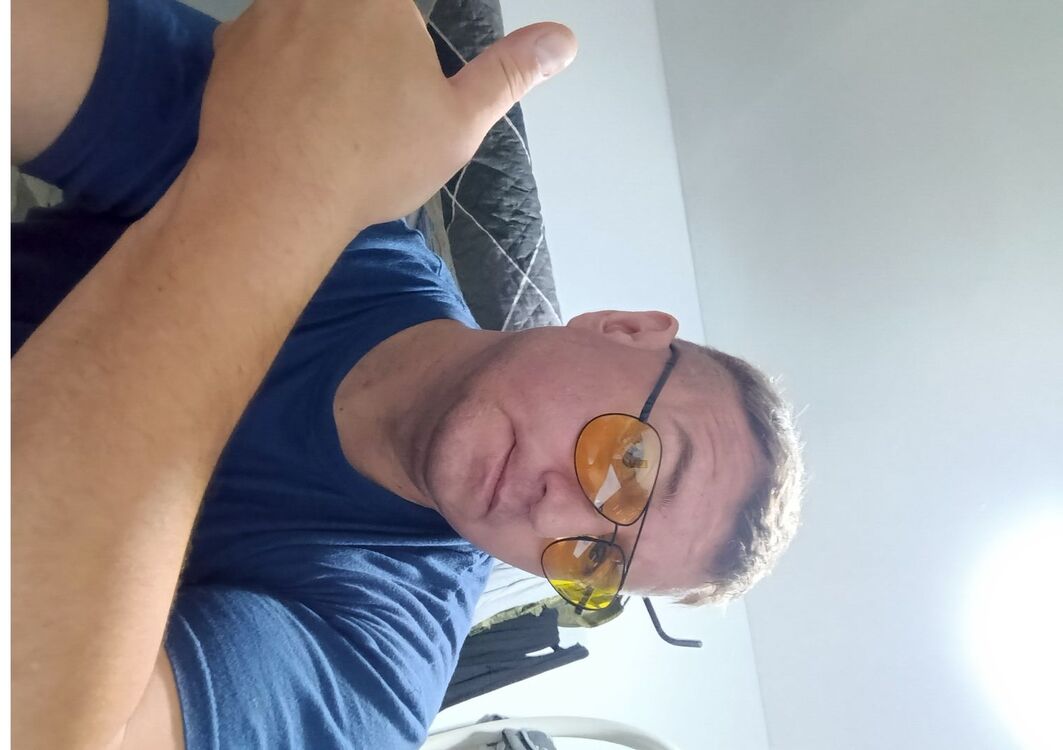  52761213  , 42 ,    