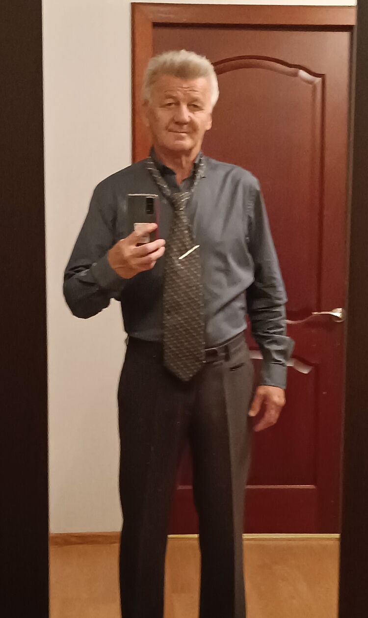  37752083  , 71 ,    