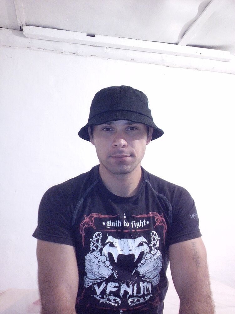  ,   MAKSIM, 34 ,   ,   