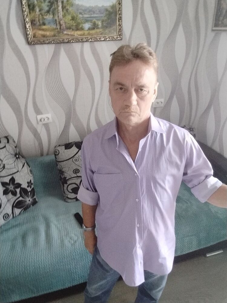  36738573  , 61 ,    
