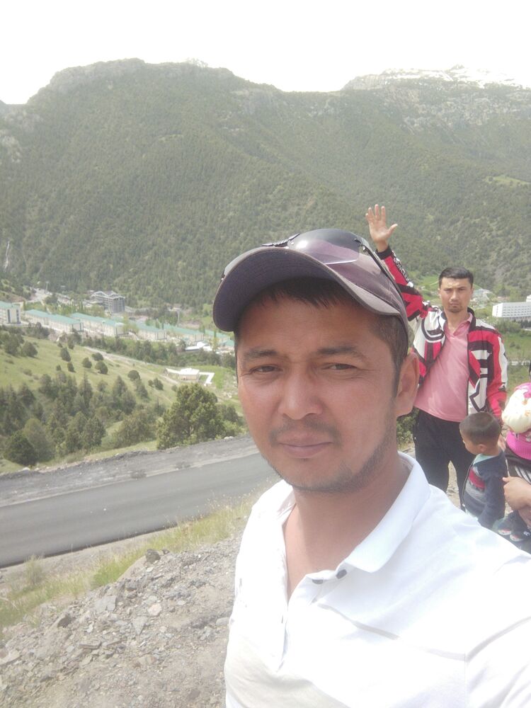  36368623  Husniddin, 35 ,    