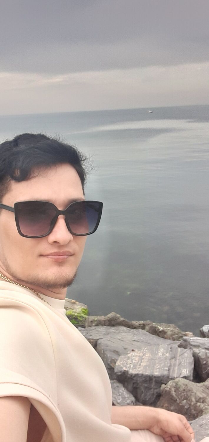  ,   Alii, 33 ,   ,   , c , 