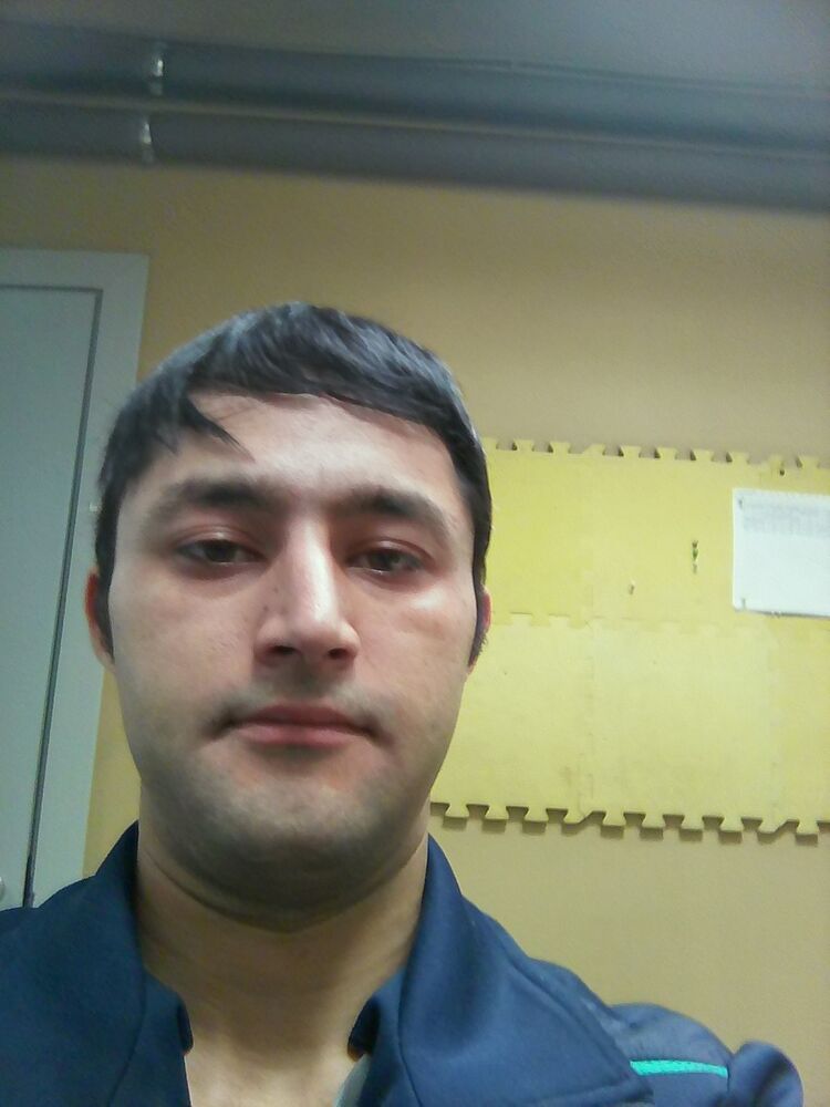  15289663  Maks, 36 ,    