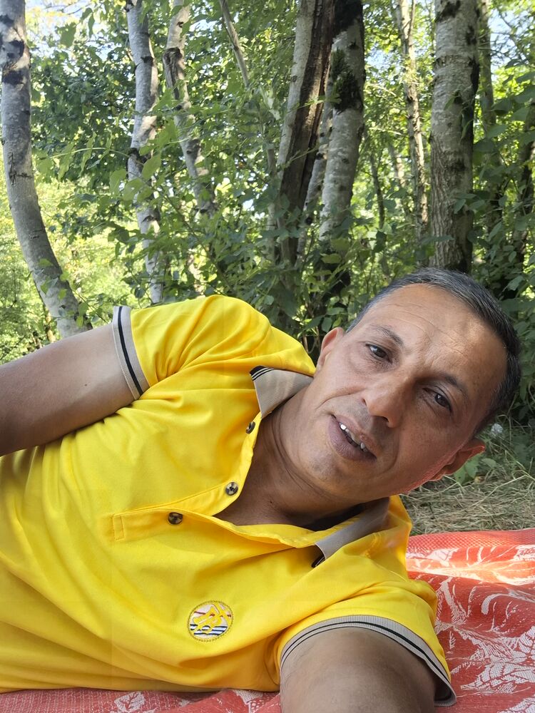  53370703  Aqil, 45 ,    