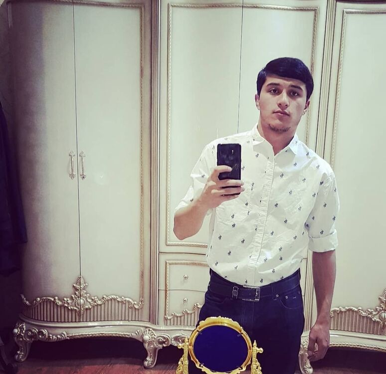  ,   Shoxrux, 27 ,     