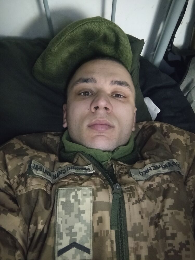  32690133  Zabar, 28 ,    