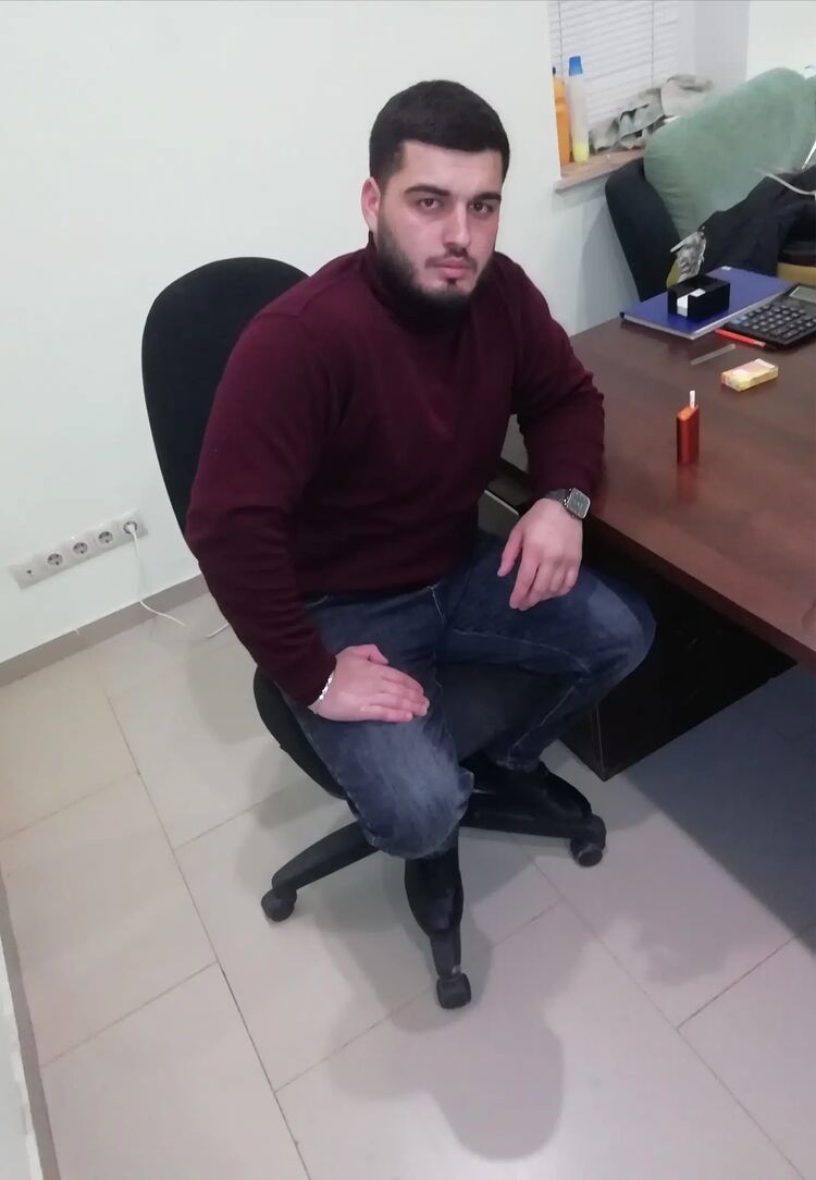  33359263  , 28 ,    
