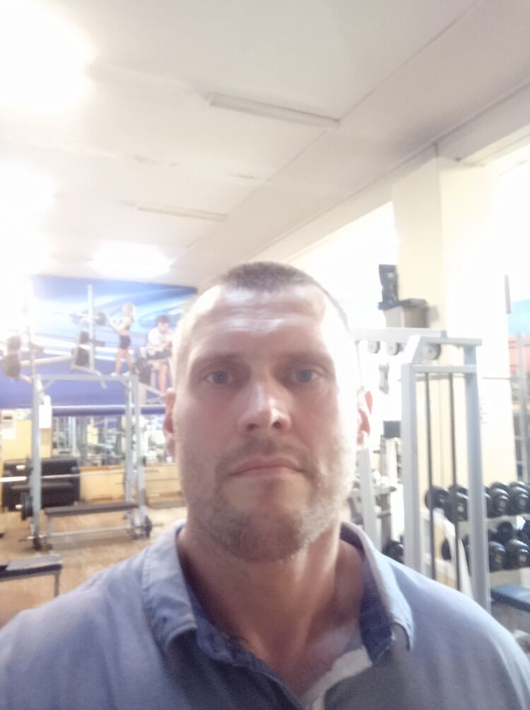  37580793  , 47 ,    