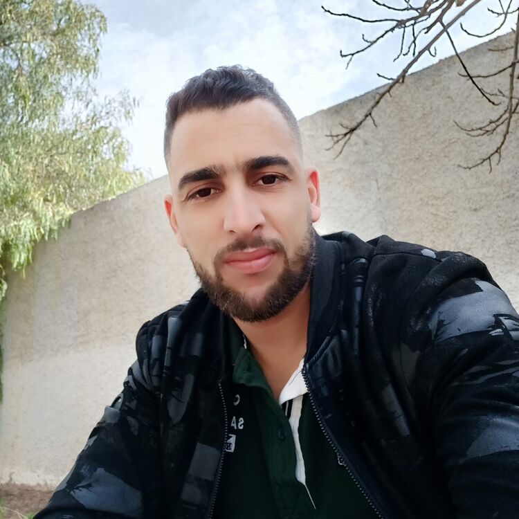  19706713  Hicham, 42 ,    