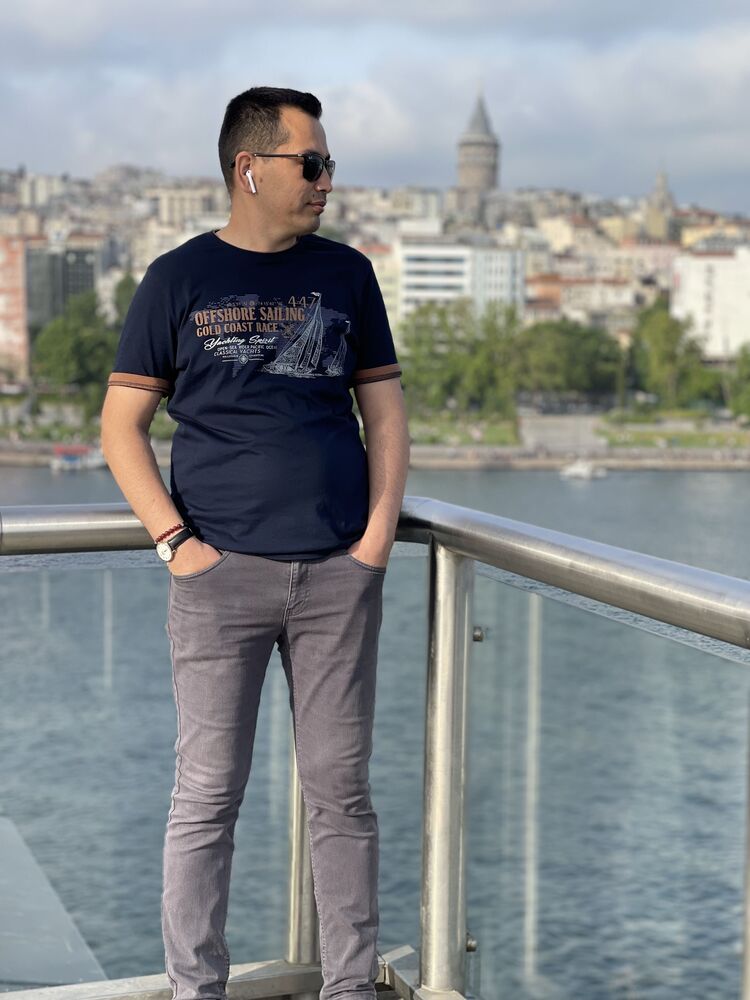  ,   Matin, 37 ,   ,   
