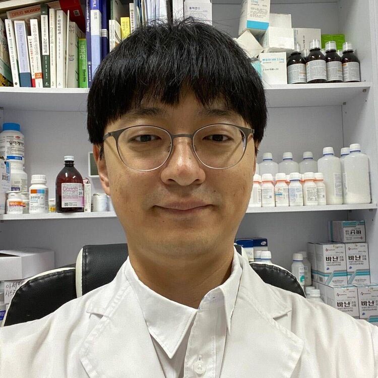  New York City,   JeAhnHangul, 42 ,   c 