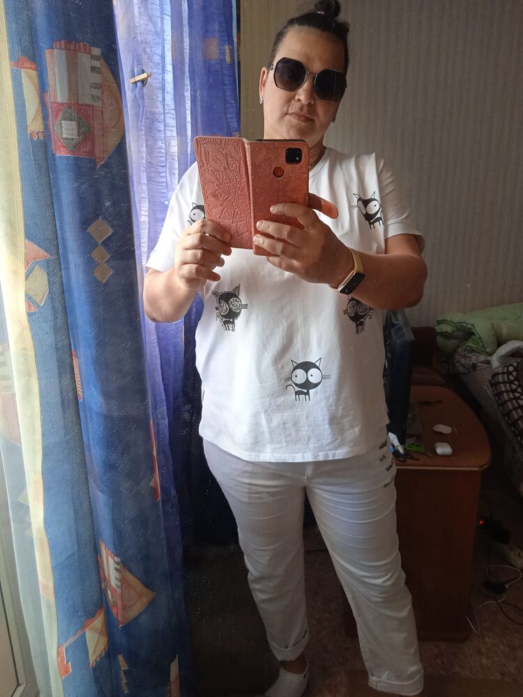  45625953  Yana, 45 ,    