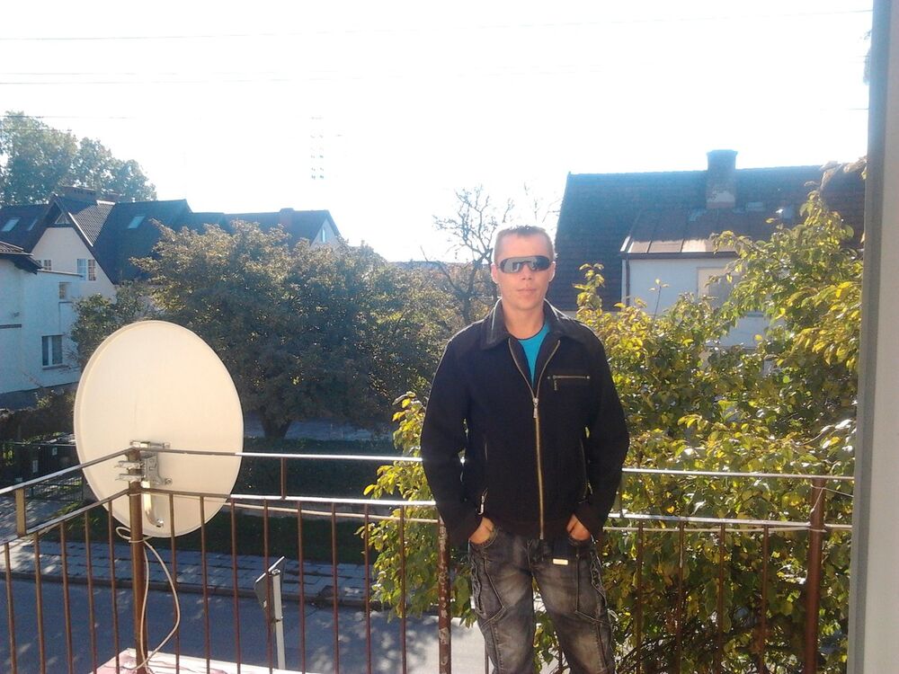 ���� 4833423 ������� ������, 42 ����, ���� ���������� � Warszawa