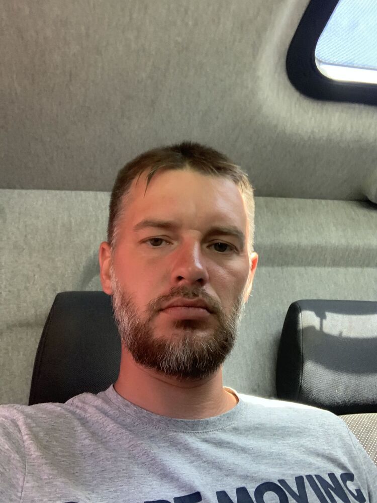 42905893  , 37 ,    
