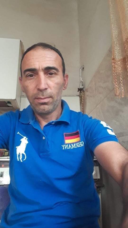  42272863  , 37 ,    