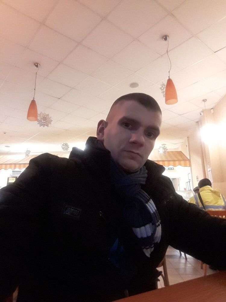  ,   Andrej, 36 ,   ,   , c 