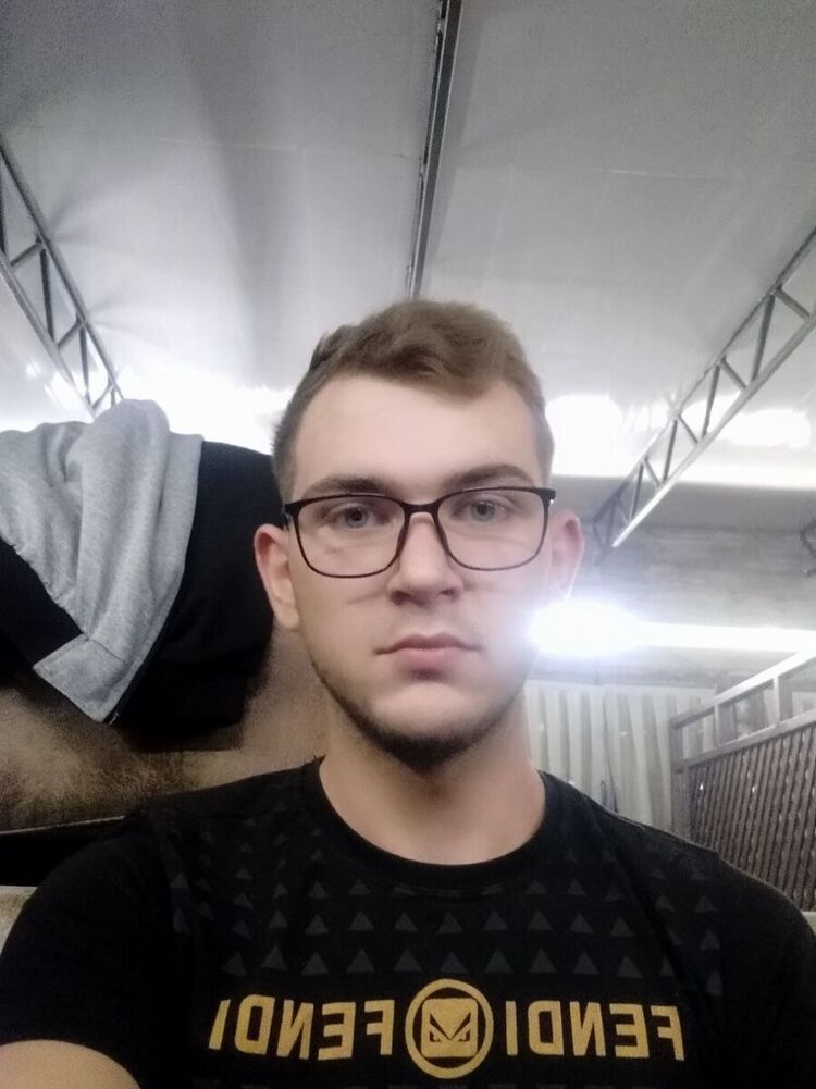  22257323  Gh, 27 ,    