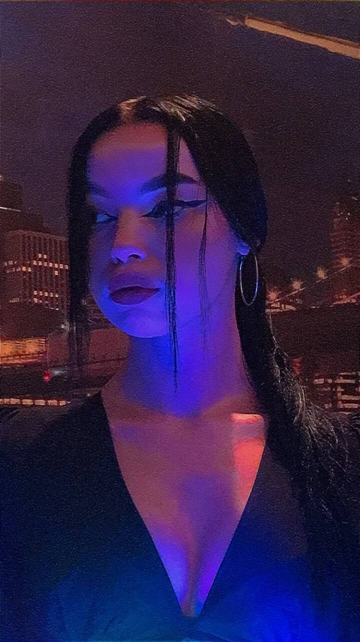  28403783  , 21 ,    