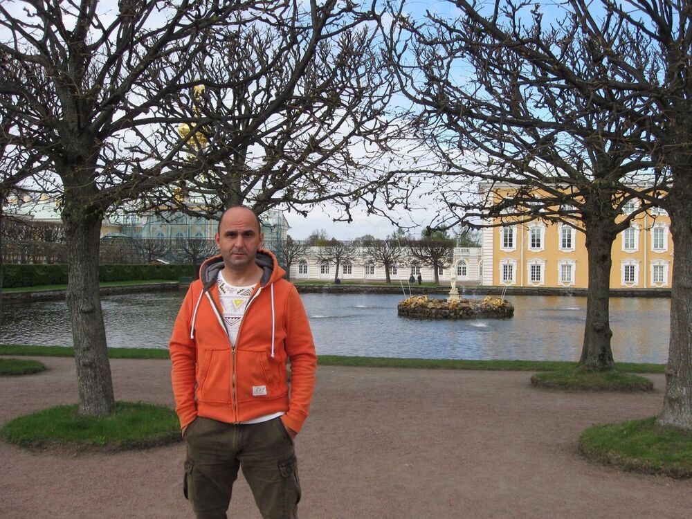  17977463  Murat, 52 ,    