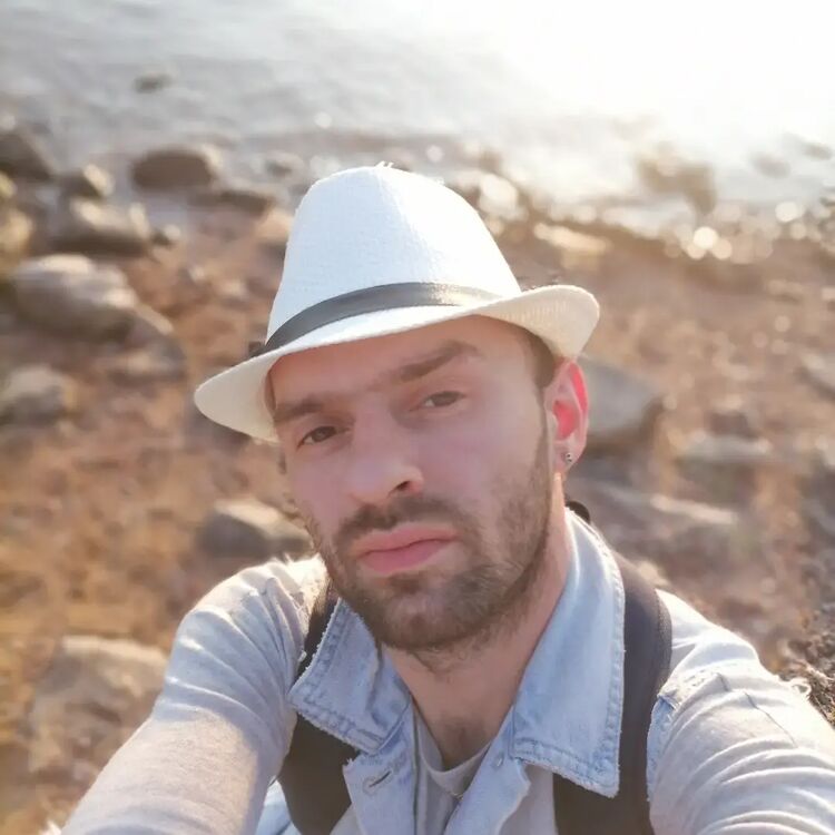  40672543  Aleksander, 35 ,    -