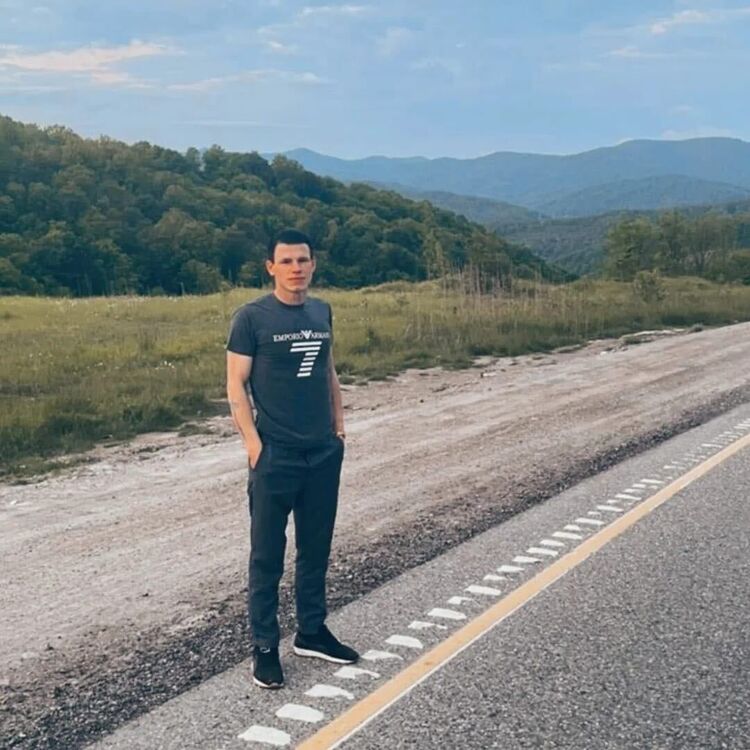  --,   , 25 ,     , c 