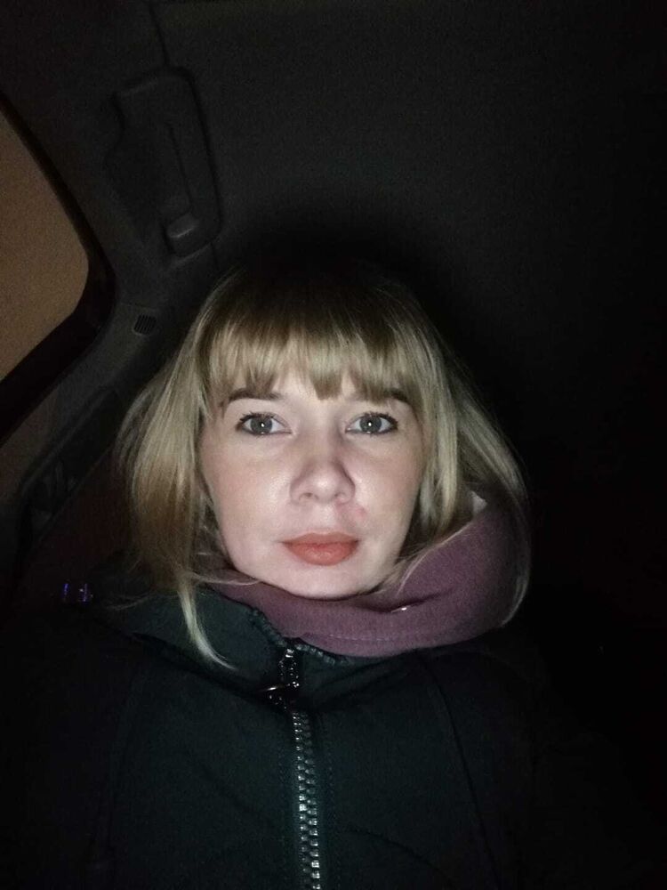  ,   Yulia, 37 ,   ,   