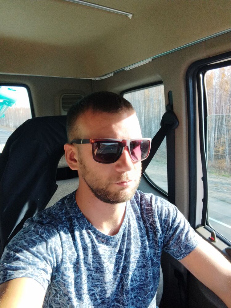  40300863  , 35 ,    