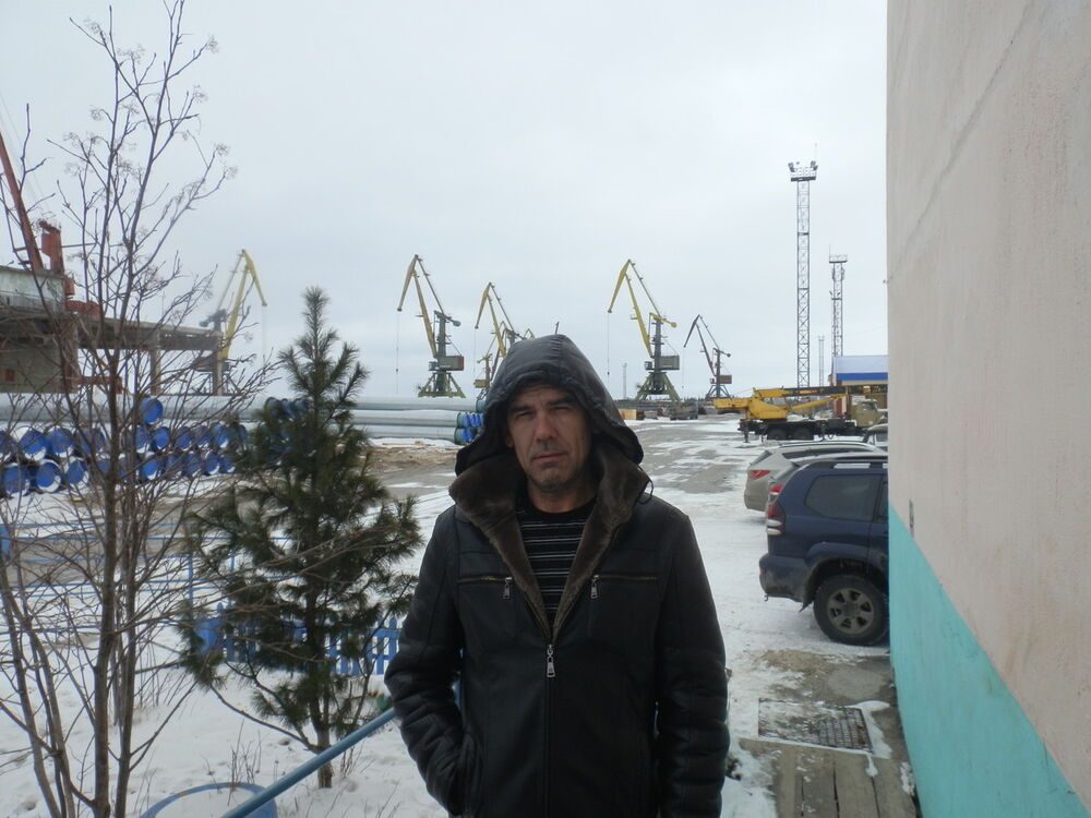  10770113  Valerik, 59 ,    