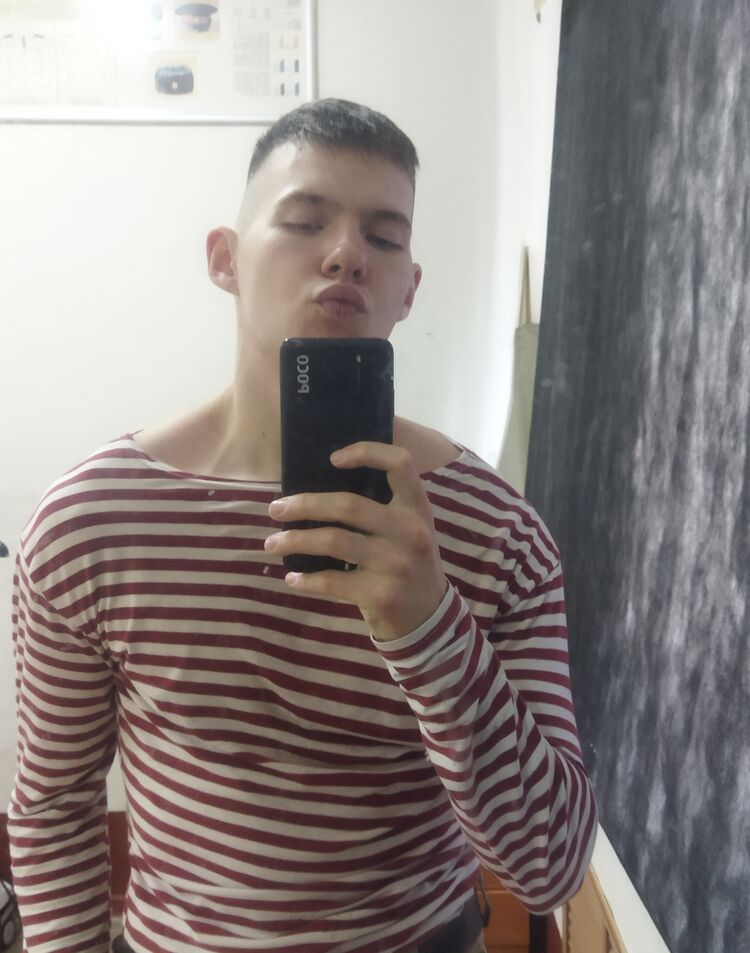  49942453  , 21 ,    