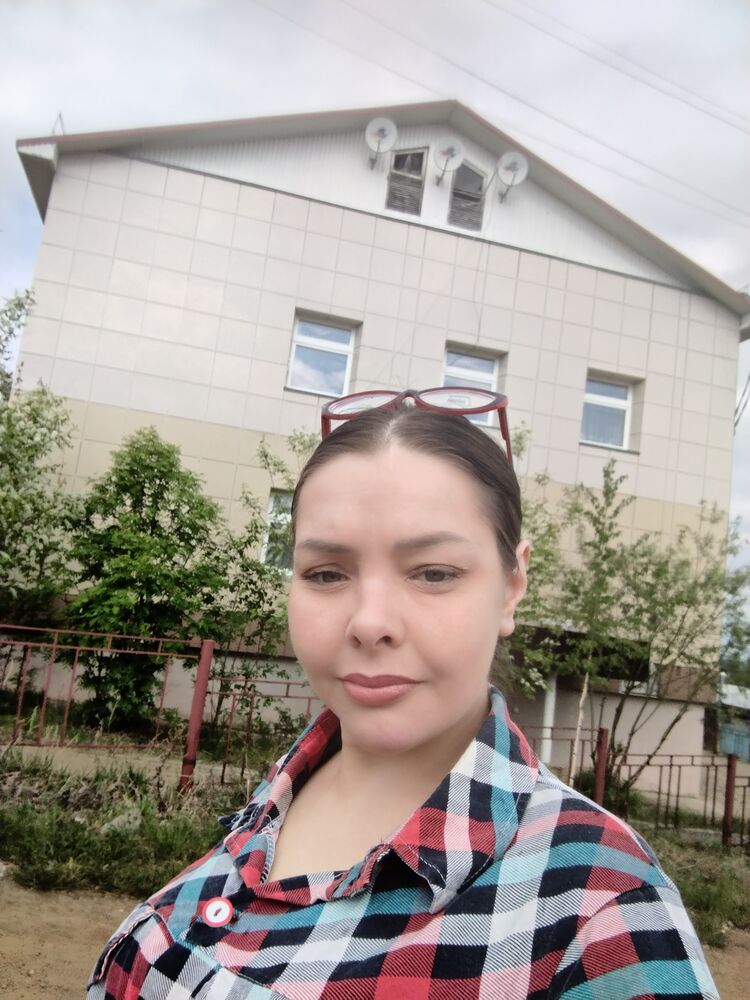  52028603  , 32 ,    