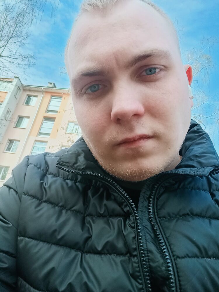  ,   Denis, 27 ,     , c 