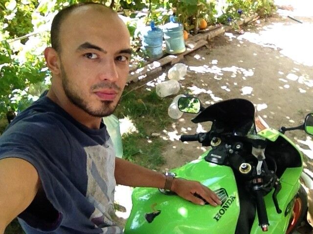  10304883  Mexroj, 32 ,    