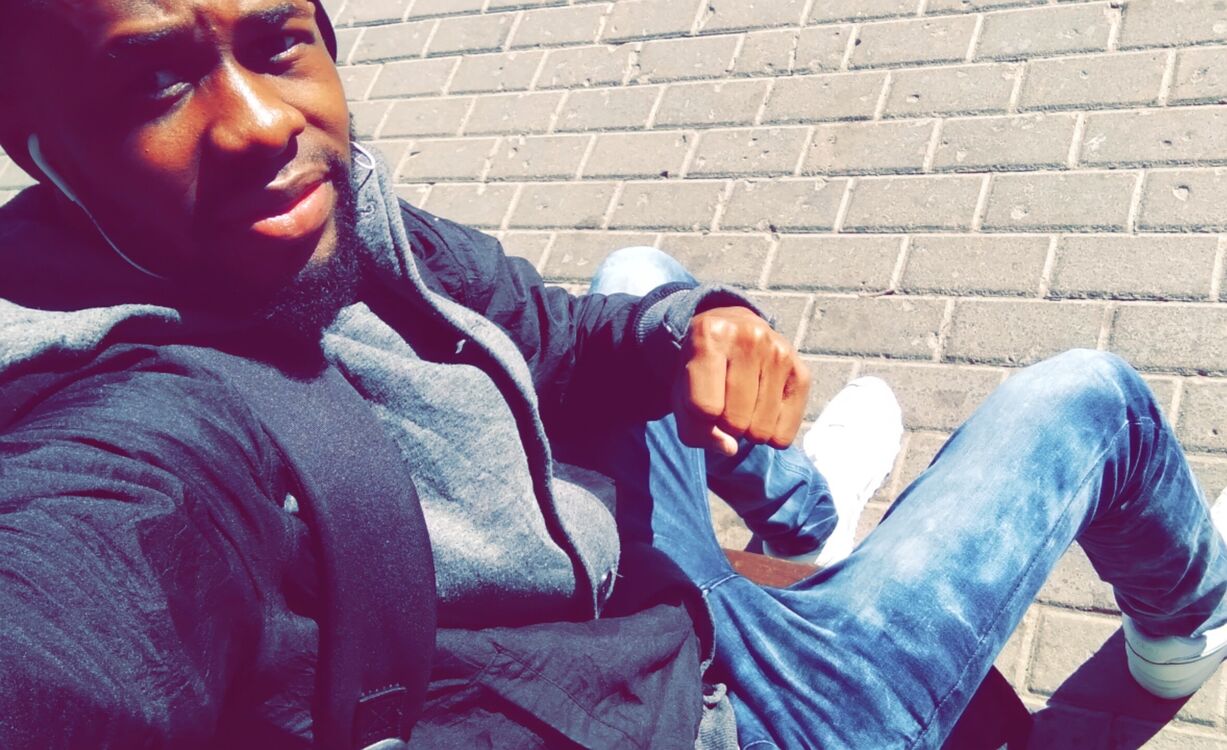  Cotonou,   Cyril, 26 ,   ,   