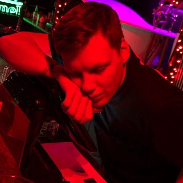 ���� 27084293 ������� �������, 28 ���, ���� ���������� � �������������