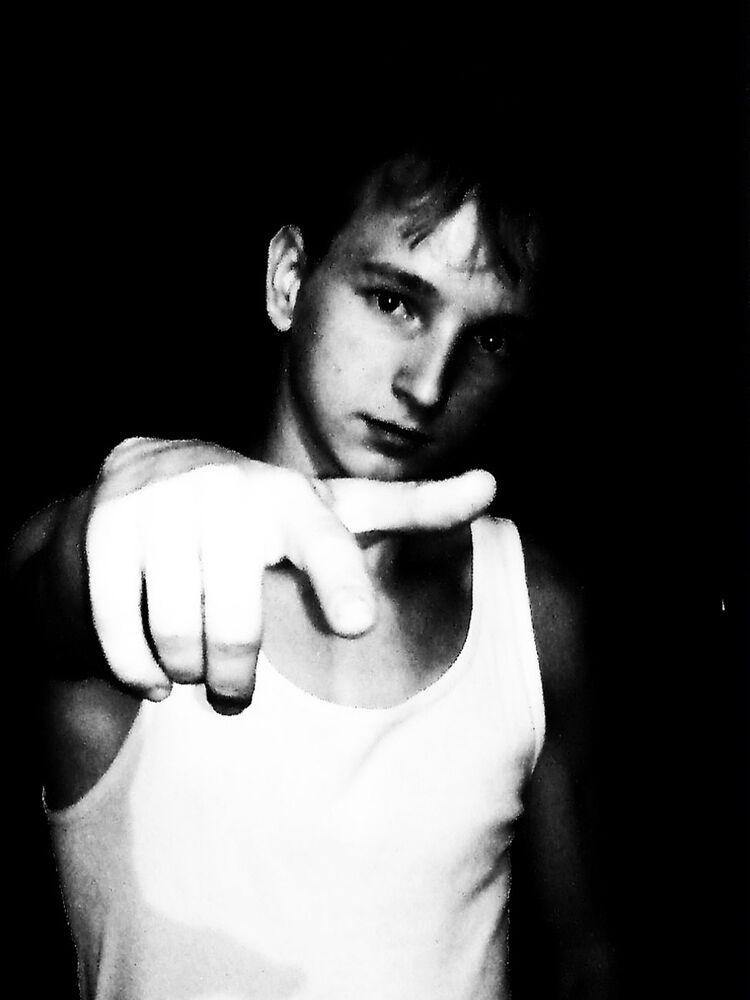  5658083  Andrey, 29 ,    