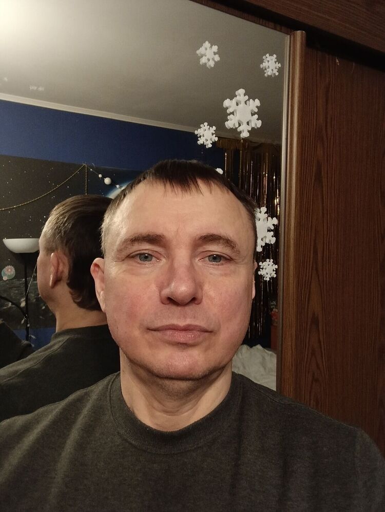  52928063  , 55 ,    -