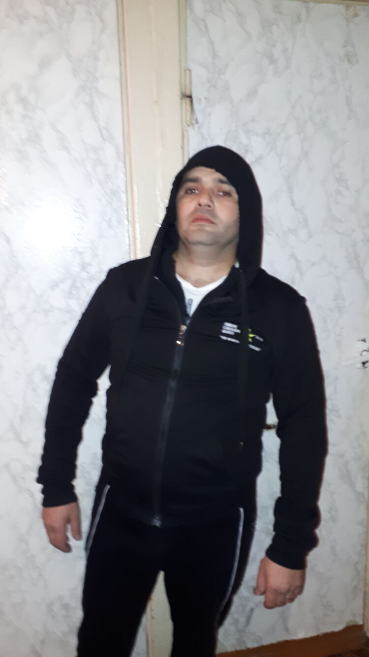  30366713  Frenq, 29 ,    