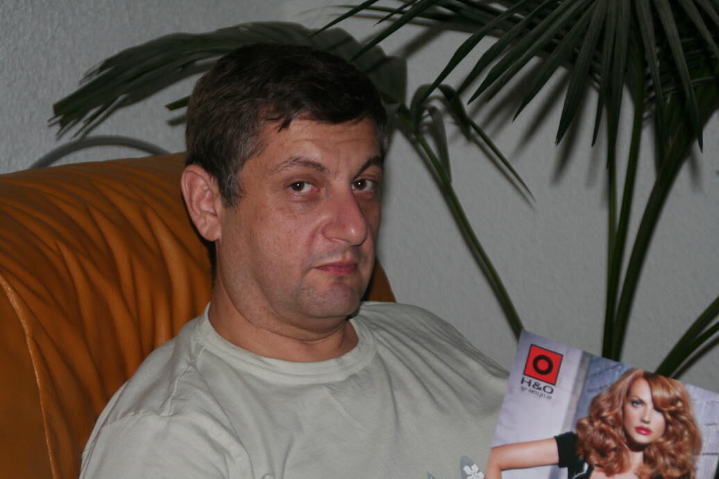  37440483  Sbar, 59 ,    Azor