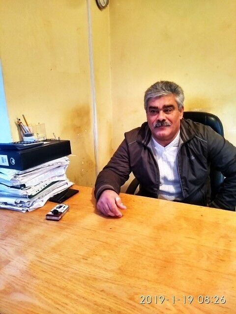  18409143  Latif, 64 ,    