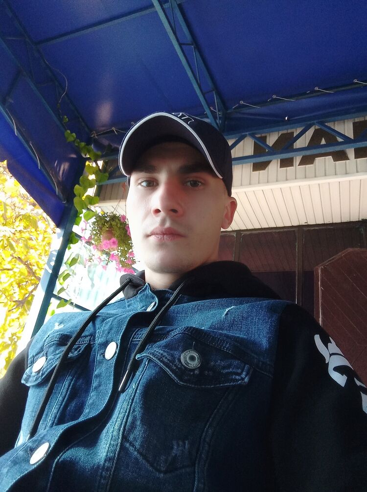  ,   Andrei, 23 ,     , c 