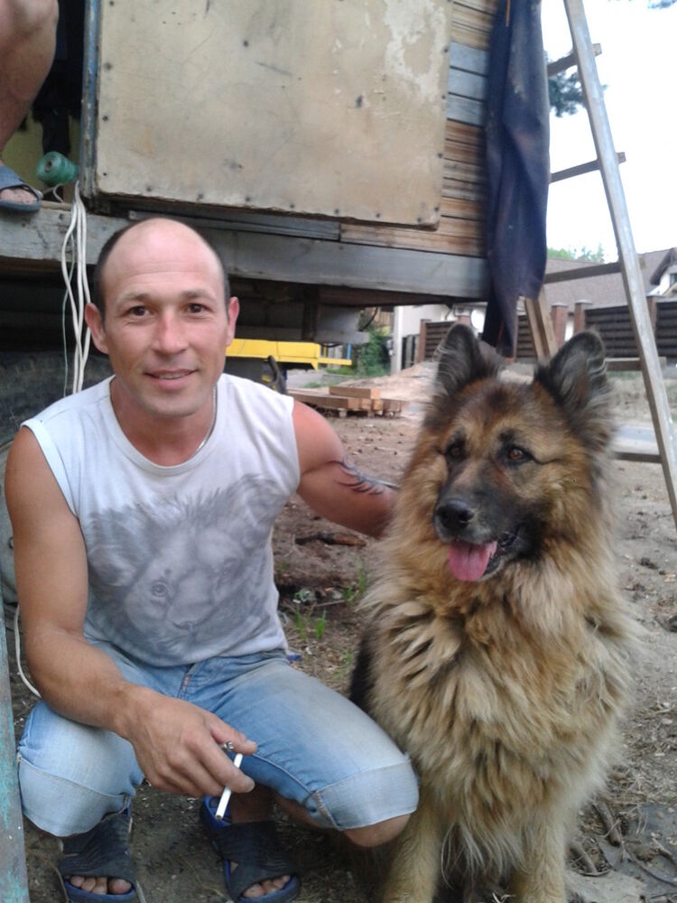 10909443  Dmitriy, 40 ,    