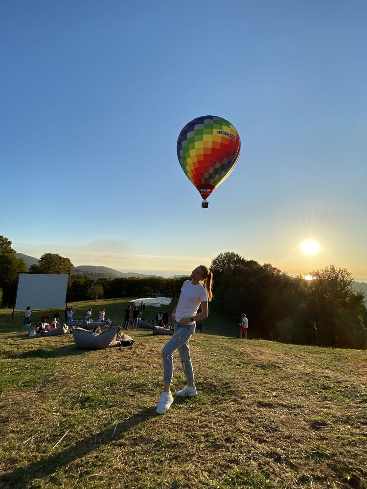  27201073  , 43 ,    -