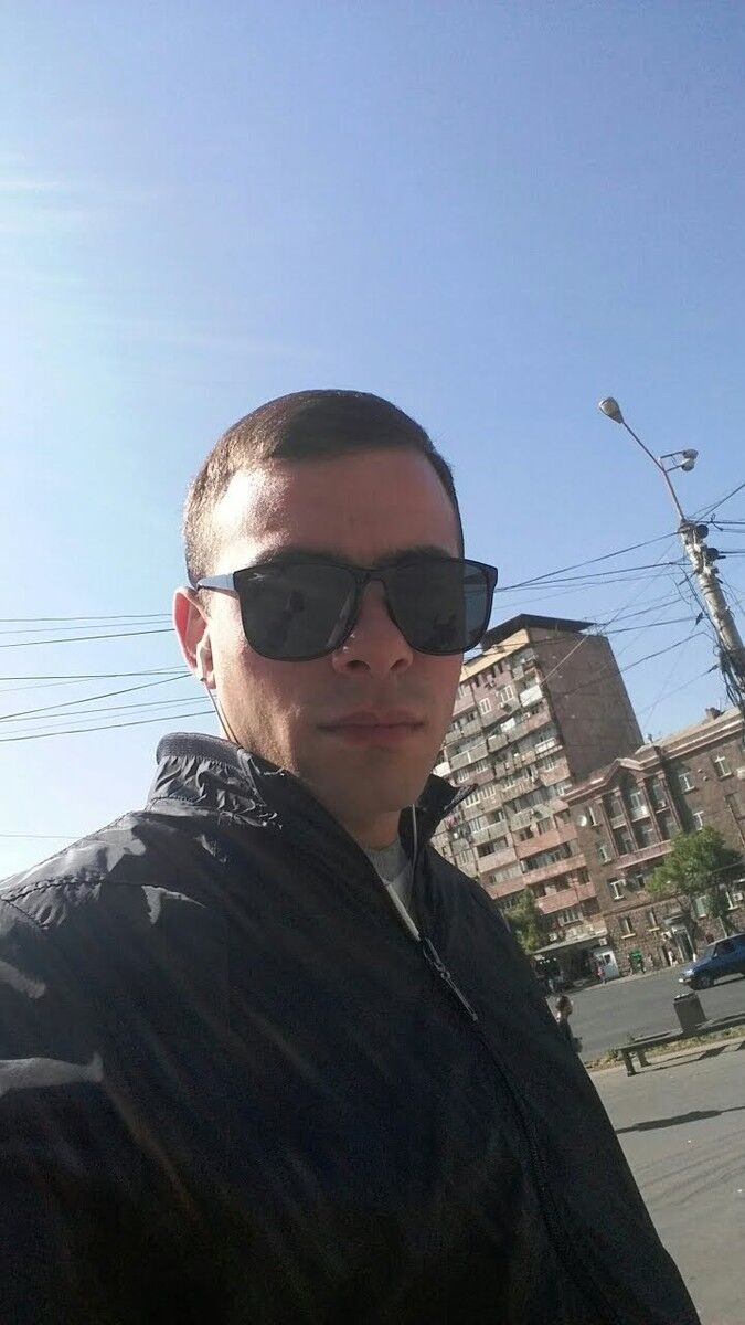  ,   Hovo, 31 ,   ,   , c 