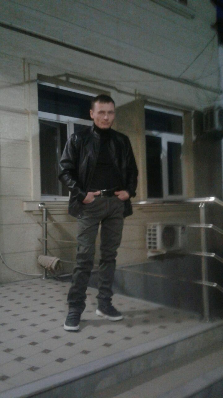  37359453  Alexandr, 36 ,    