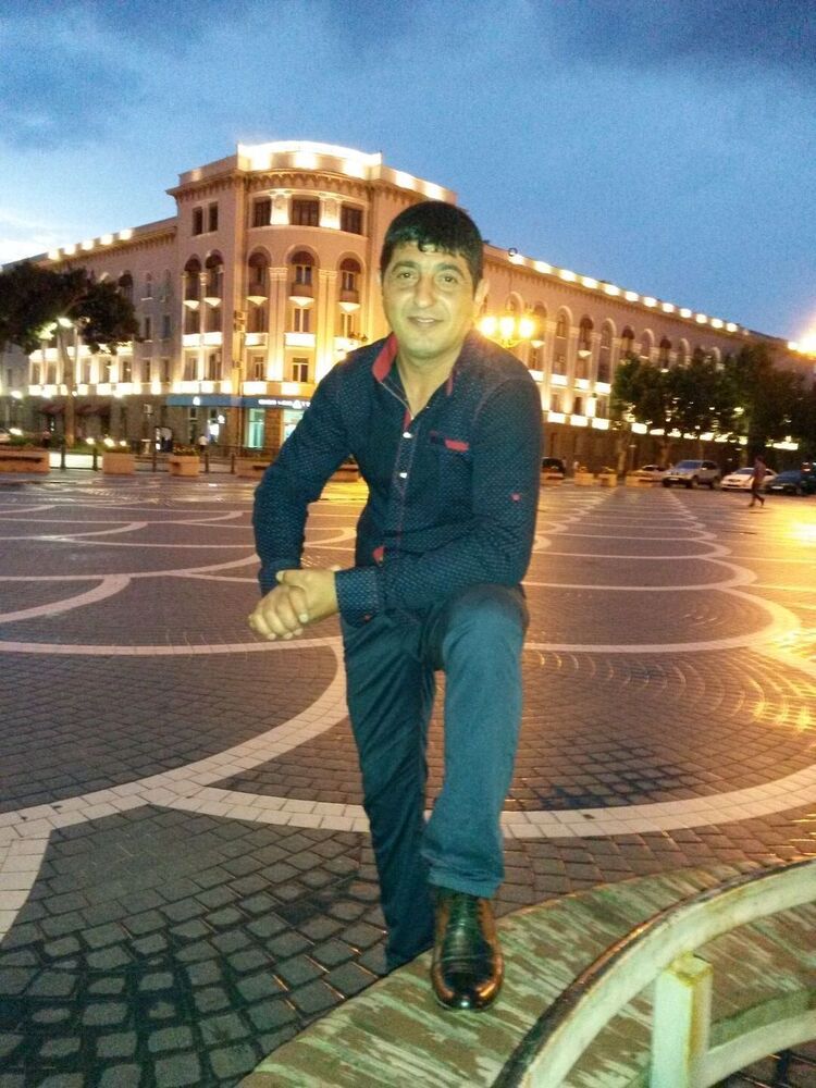  32361173  Ismail, 42 ,    